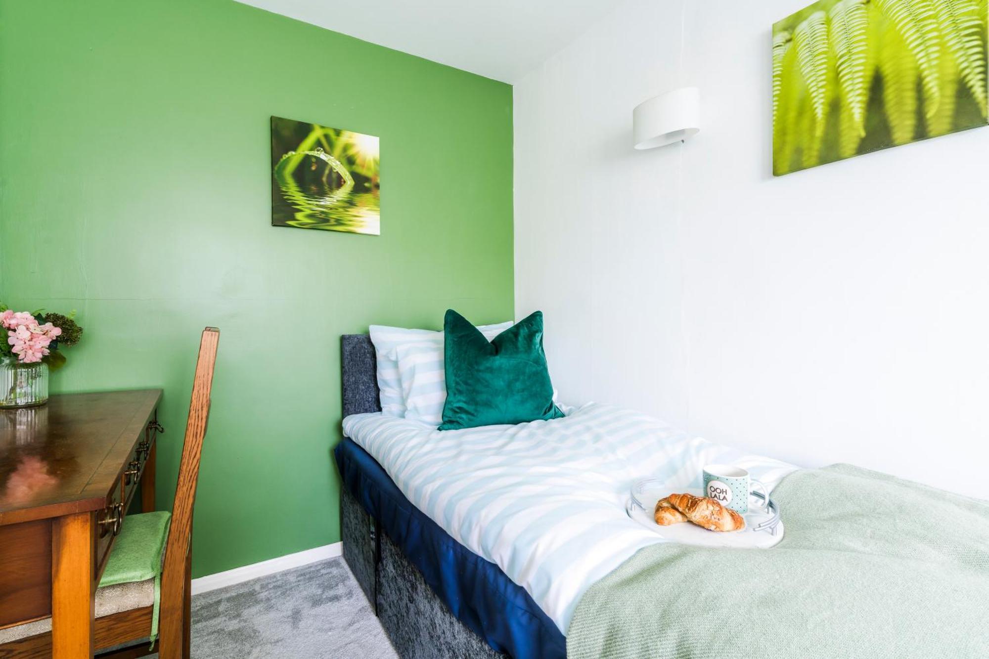 Leicester Oadby 4 Bed Home, 8 Guests, Park 5 Cars ภายนอก รูปภาพ